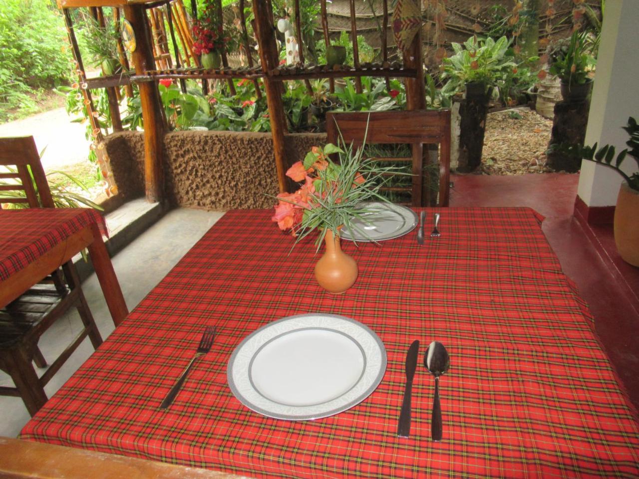 Timasha Home Stay Tangalle Buitenkant foto