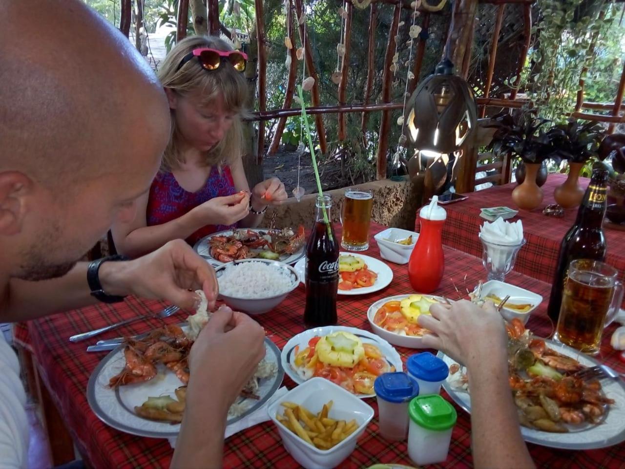 Timasha Home Stay Tangalle Buitenkant foto